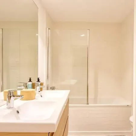Duplex Les Glycines Apartment *